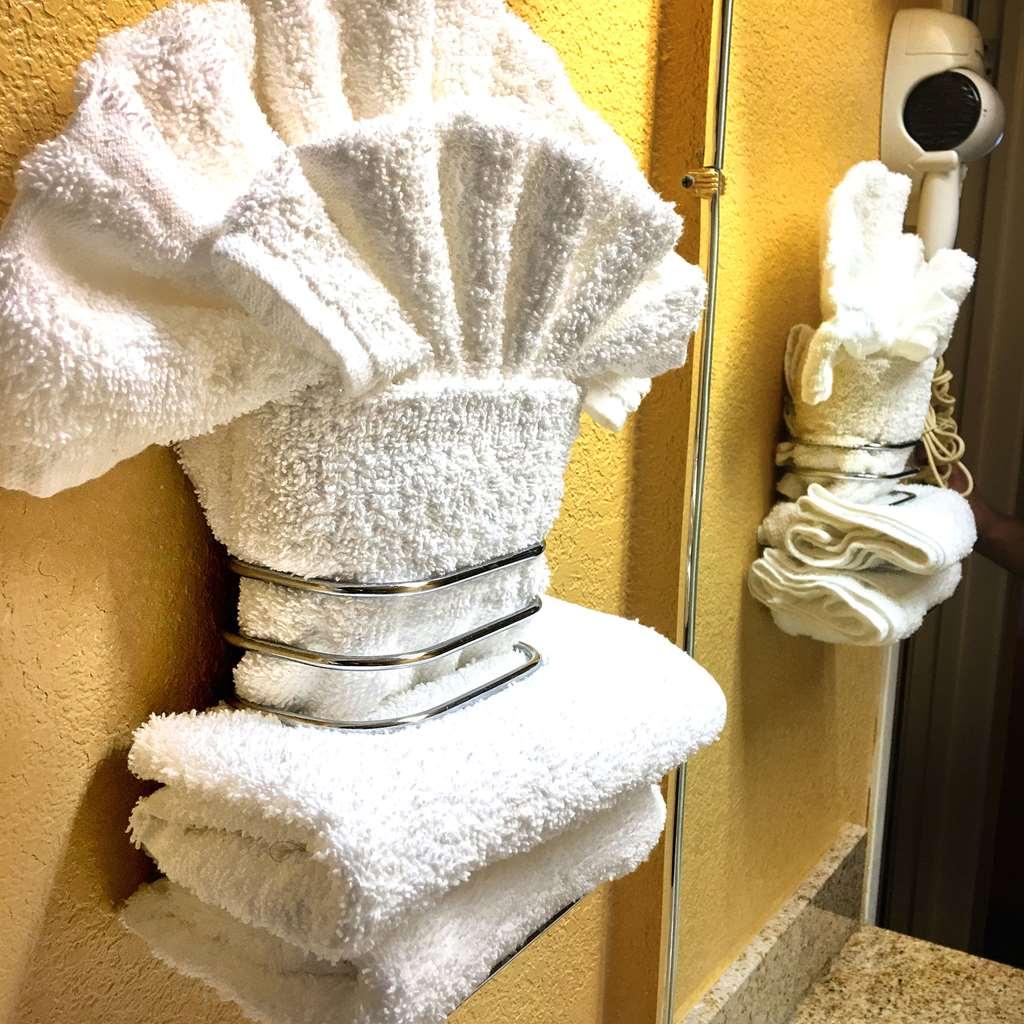 Americas Best Value Inn And Suites Little Rock Camera foto