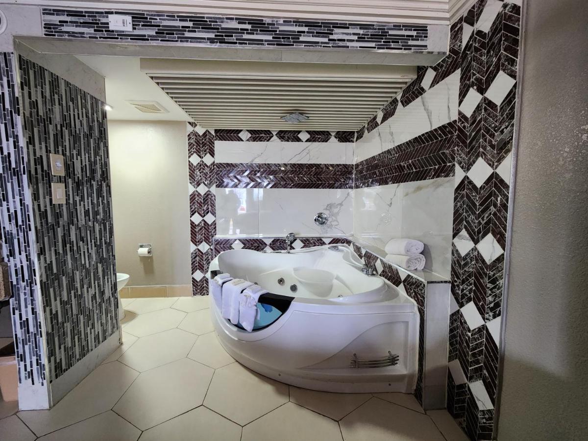 Americas Best Value Inn And Suites Little Rock Esterno foto
