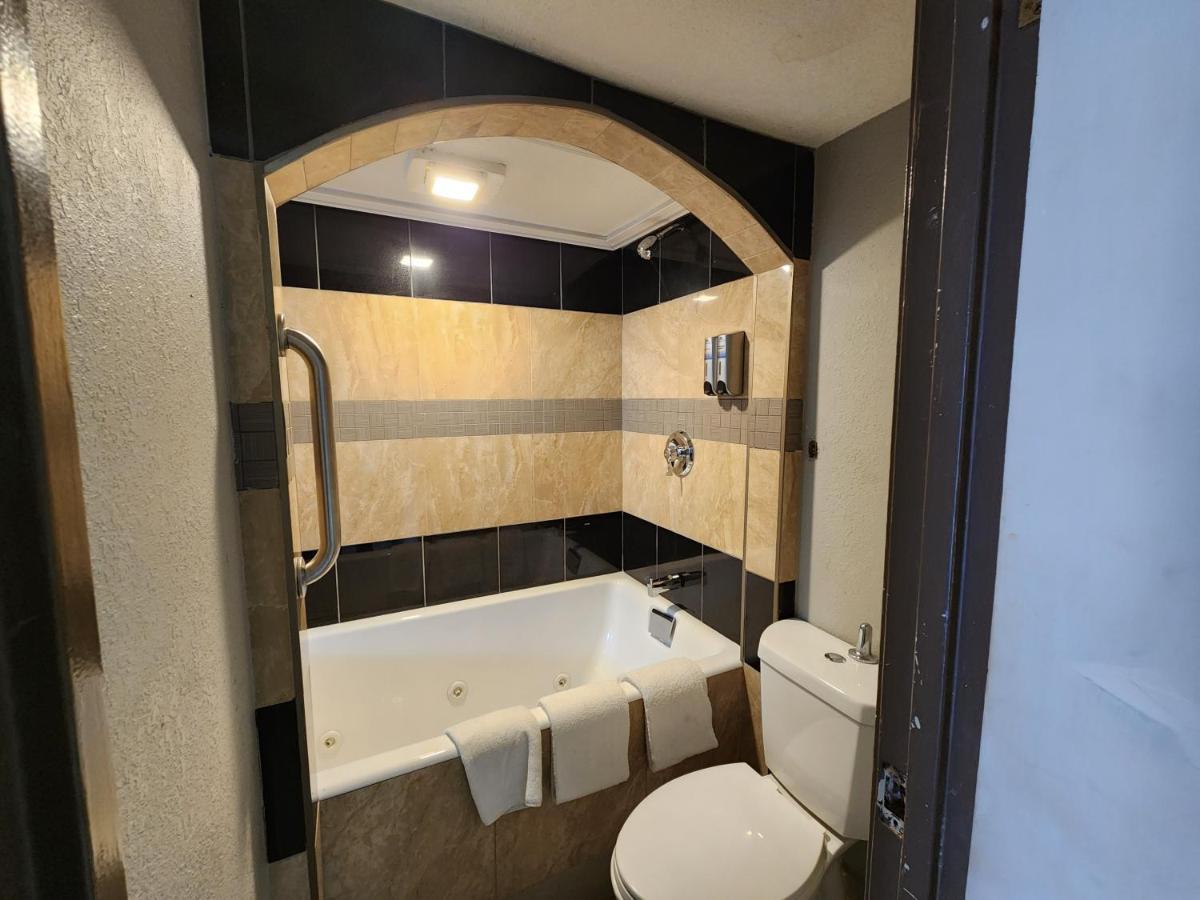 Americas Best Value Inn And Suites Little Rock Esterno foto